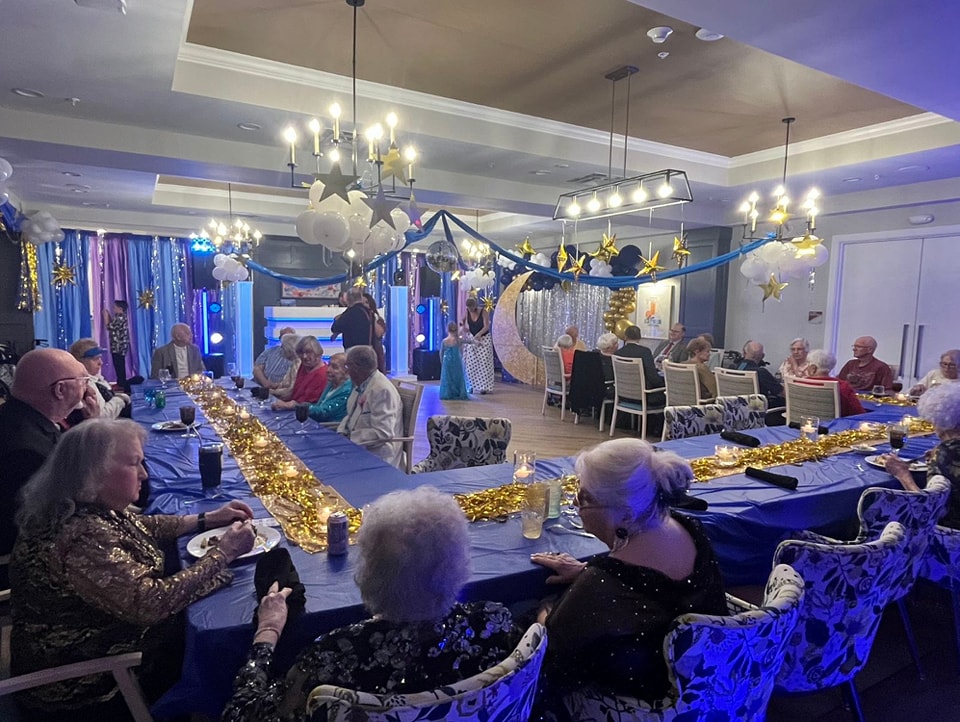 6725 - 2025 Prom3 - Arya at DeBary